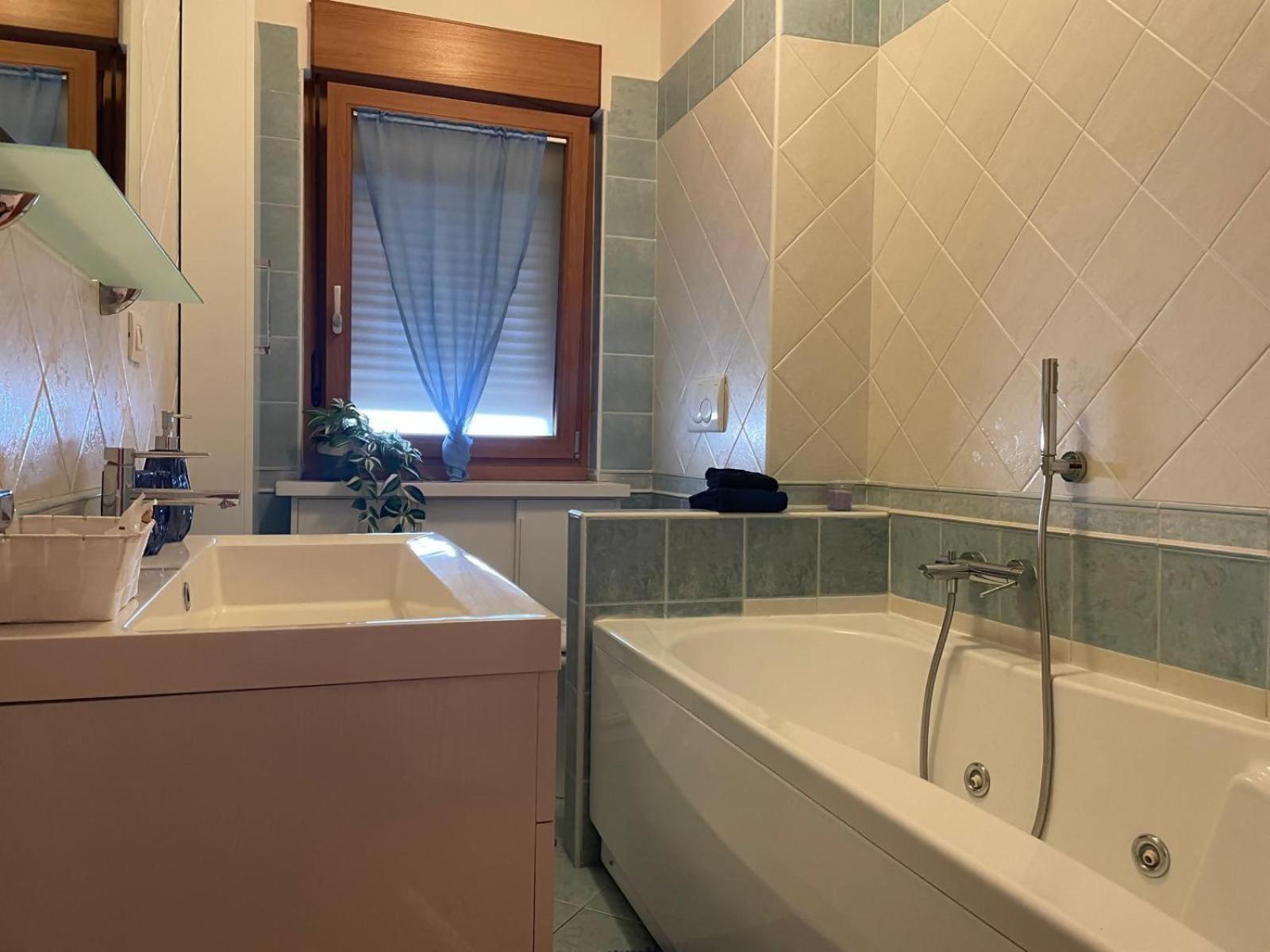 Sweet Tiburtina 15 Minuti Dal Colosseo Apartamento Roma